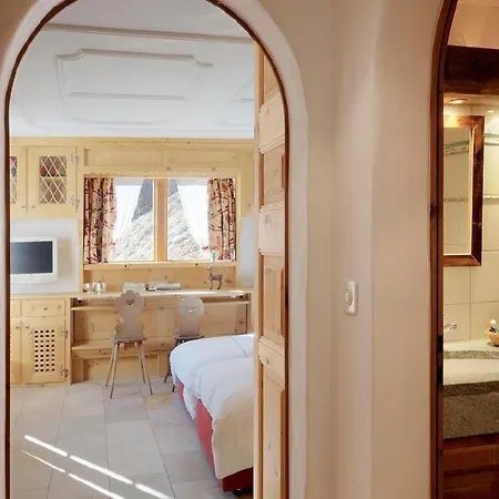 Chesarina By Interhome Ferienhaus La Punt-Chamues-ch